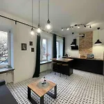 Loft In Historic Building Apartman Varsó